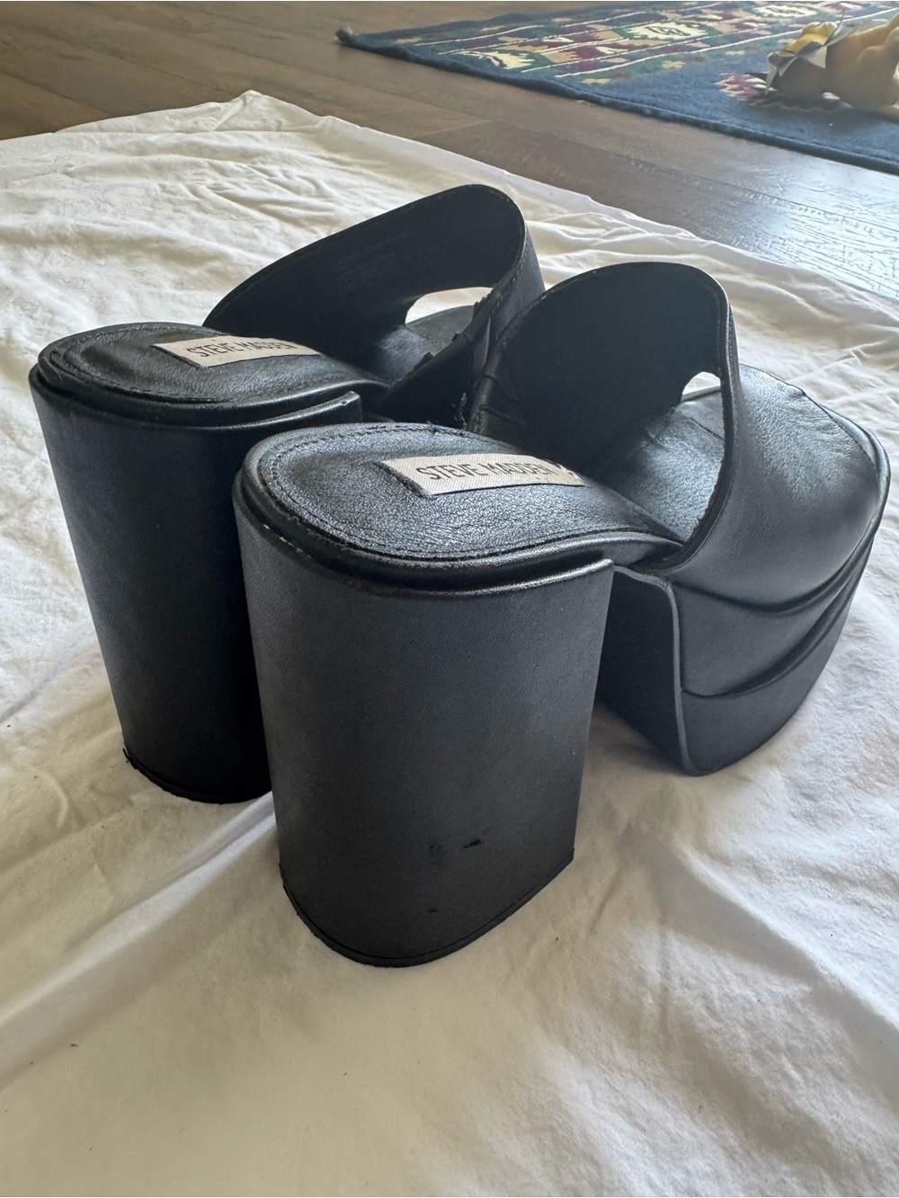 Steve Madden CAGEY Black Leather Platform Slide Heels - Picture 5 of 7